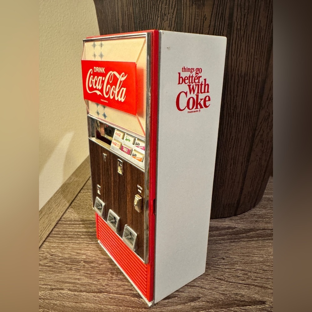 Vintage Coca Cola Mini Vending Machine 1996 Vendo Musical Bank Lights Retro - Picture 3 of 7